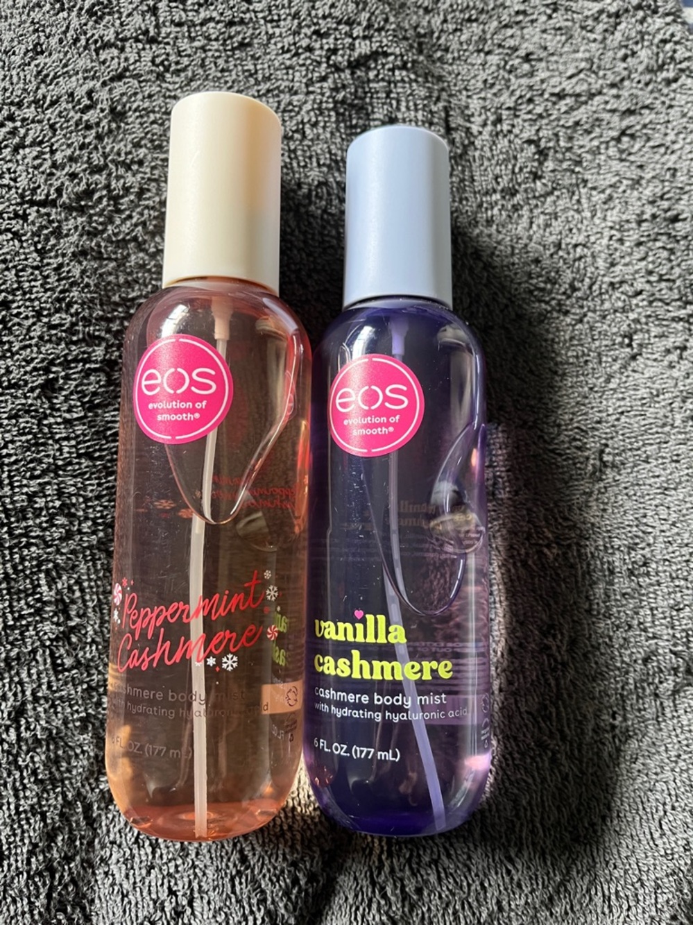 eos Vanilla and peppermint cashmere Body Mist with hydrating hyaluronic acid set